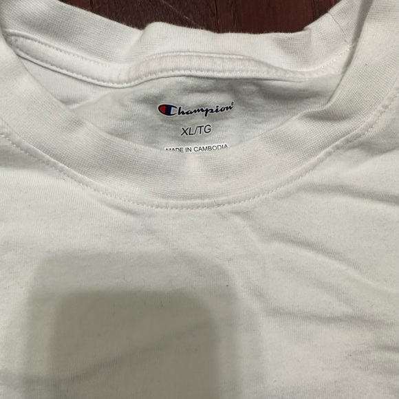 Champion tee shirt - Picture 3 of 3